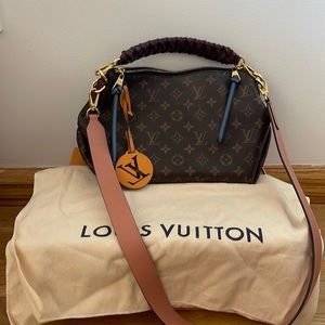 Beautiful very rare Louis Vuitton bag